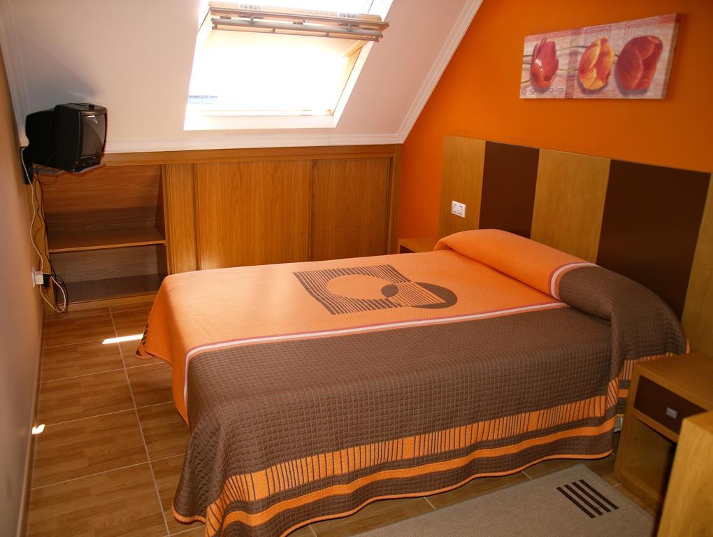 Apartamentos Barrosa II Portonovo Quarto foto